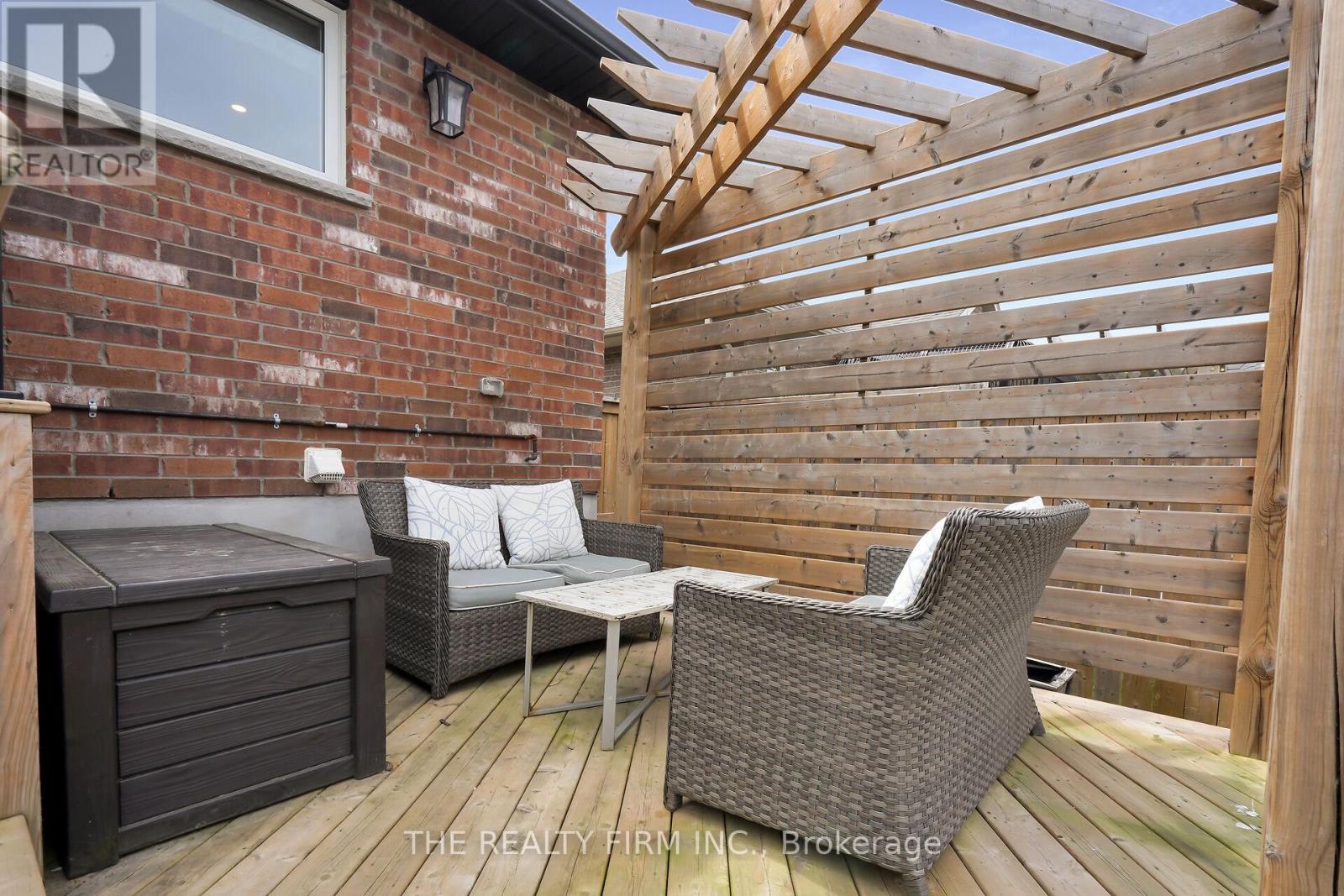 15 Glenwood Street, St. Thomas, Ontario  N5R 0G9 - Photo 41 - X12902416