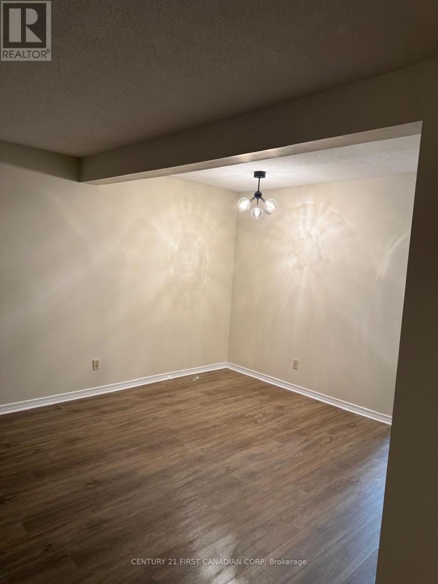 39 - 135 Belmont Drive, London South, Ontario  N6J 4J3 - Photo 3 - X12902442