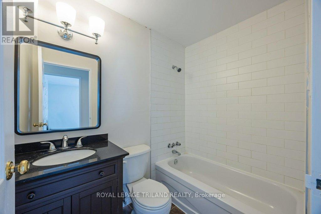 204 - 1600 Adelaide Street N, London North, Ontario  N5X 3H6 - Photo 24 - X12902468