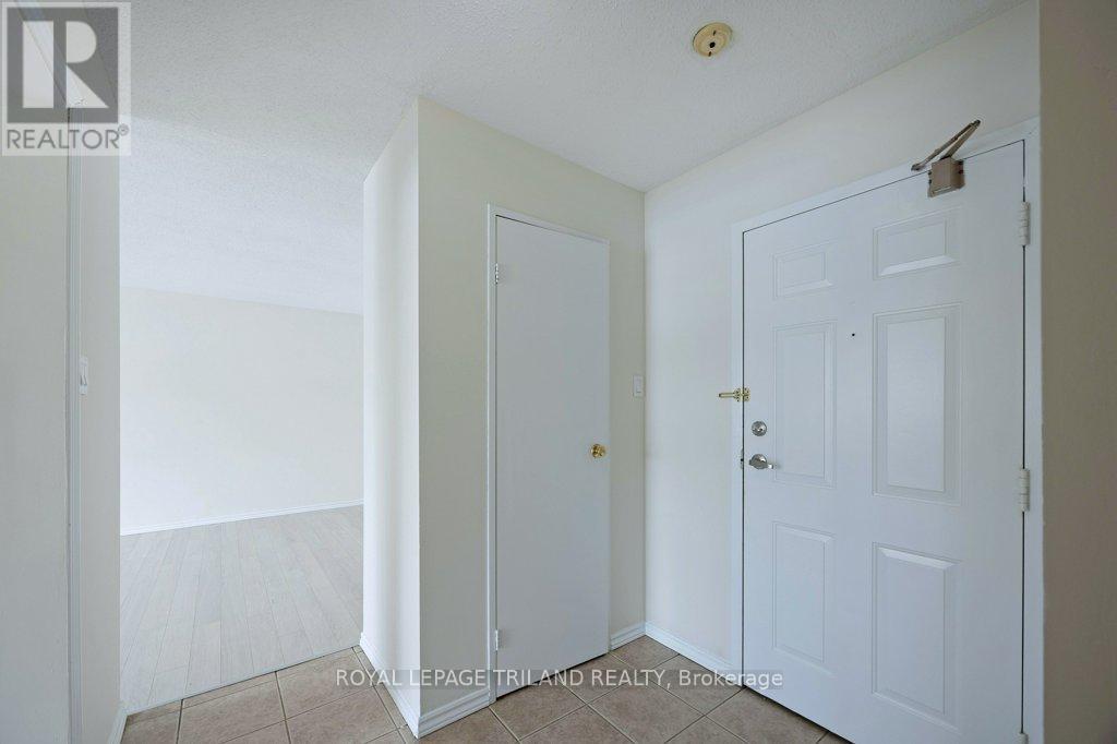 204 - 1600 Adelaide Street N, London North, Ontario  N5X 3H6 - Photo 7 - X12902468