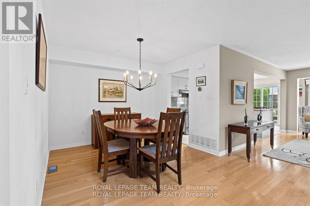 30 Riverstone Drive, Ottawa, Ontario  K2J 4X7 - Photo 8 - X12902426
