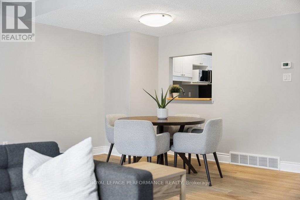 920 Walkley Road, Ottawa, Ontario  K1V 6R5 - Photo 8 - X12902486