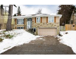 10 HENDERSON AVENUE, Markham, Ontario