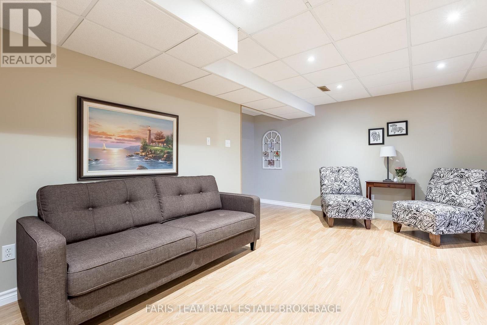 1973 Vespra Valley Road, Springwater, Ontario  L0L 1Y2 - Photo 24 - S12902406