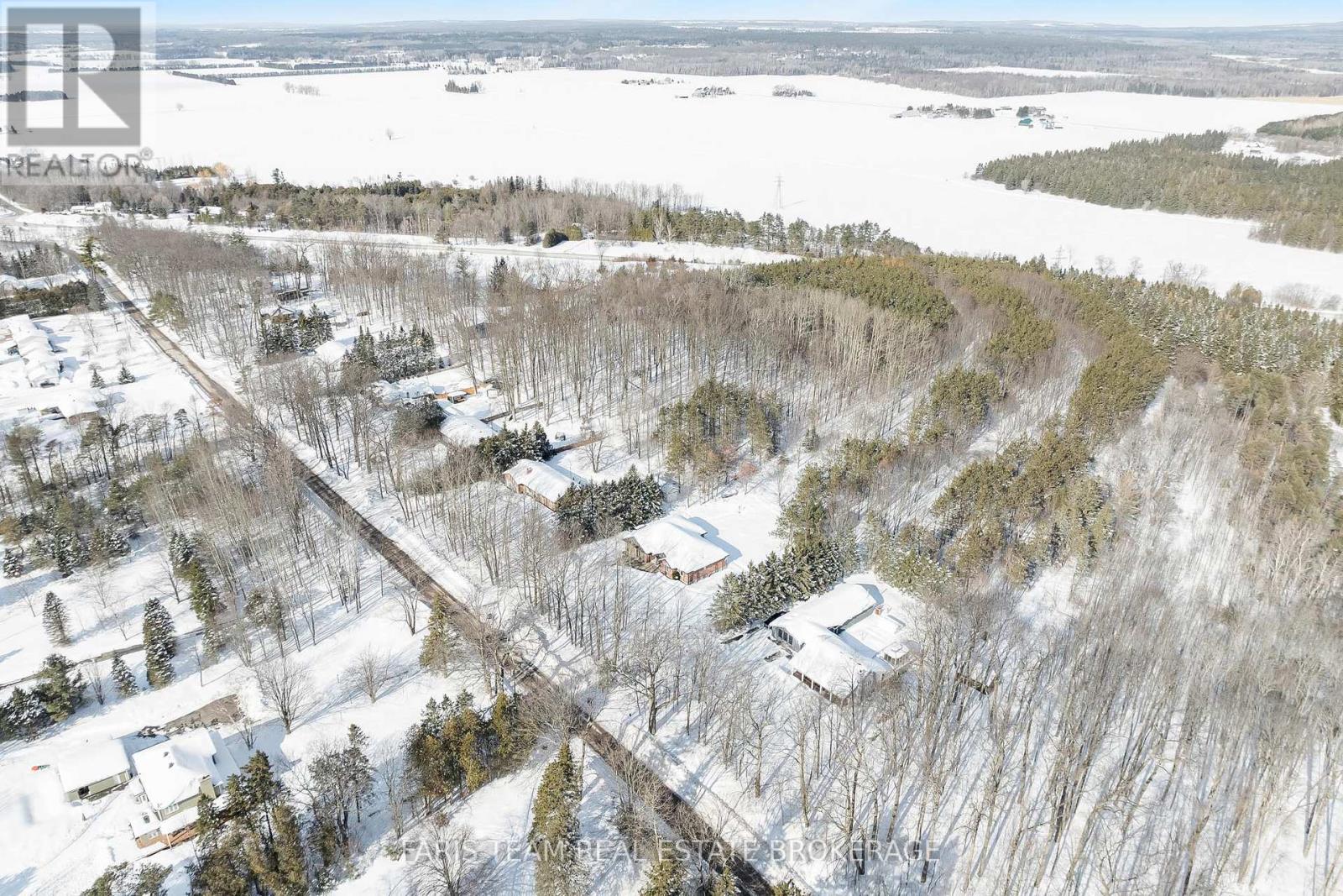 1973 Vespra Valley Road, Springwater, Ontario  L0L 1Y2 - Photo 33 - S12902406