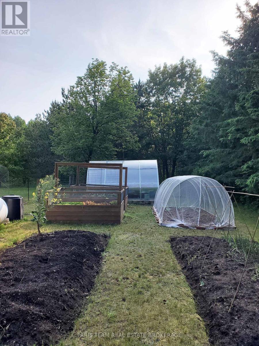 1973 Vespra Valley Road, Springwater, Ontario  L0L 1Y2 - Photo 38 - S12902406