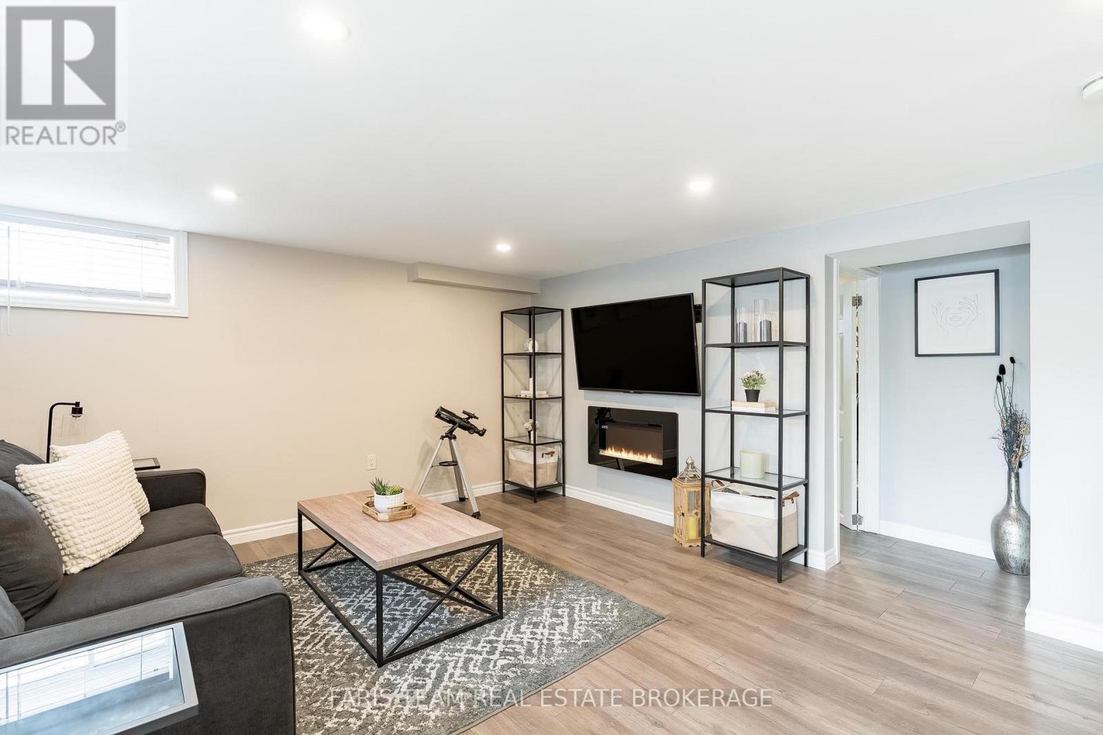 115 Bayview Drive, Barrie (Allandale Heights), Ontario  L4N 3P3 - Photo 28 - S12902410