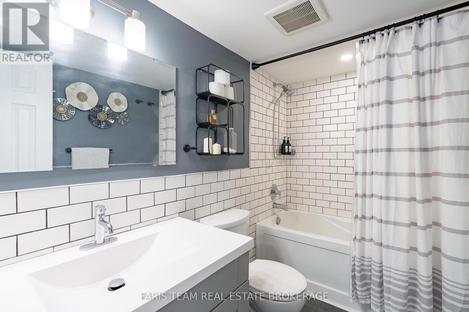 115 Bayview Drive, Barrie (Allandale Heights), Ontario  L4N 3P3 - Photo 36 - S12902410