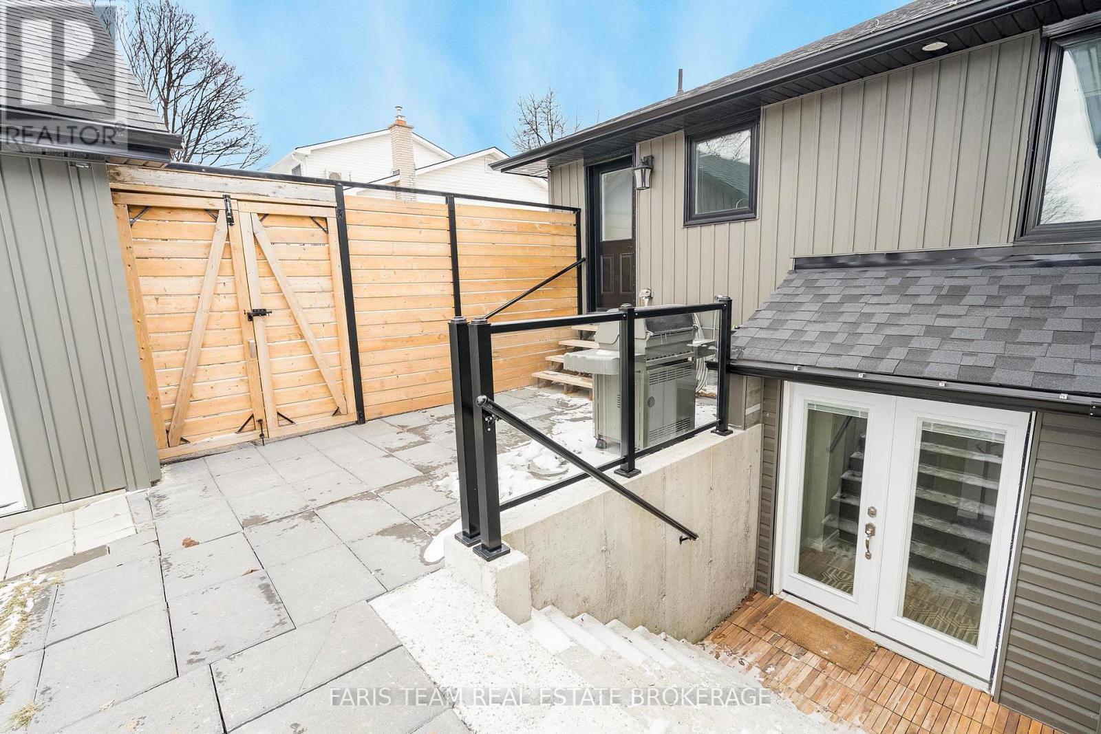 115 Bayview Drive, Barrie (Allandale Heights), Ontario  L4N 3P3 - Photo 38 - S12902410