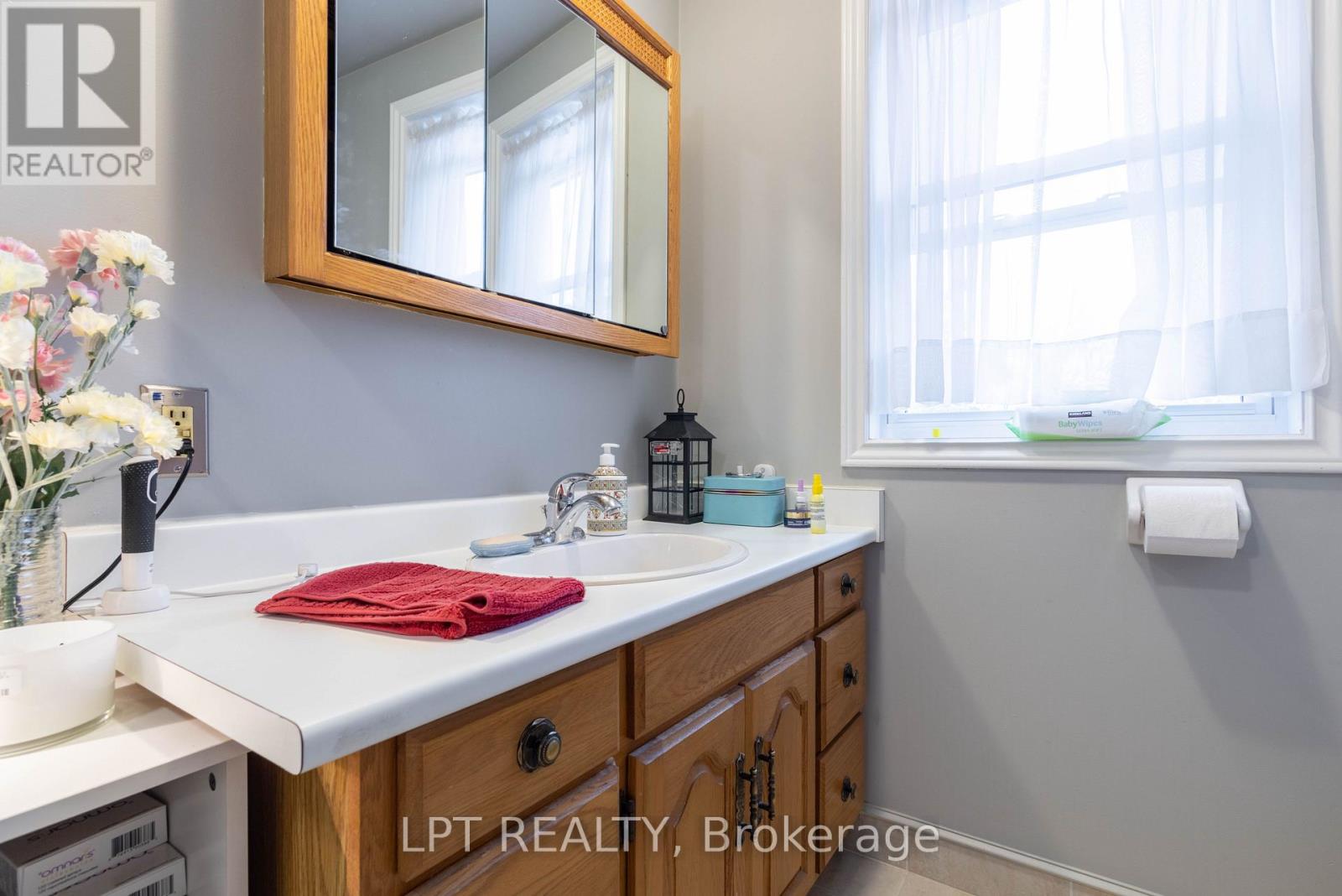 342 Linwood Avenue, Orillia, Ontario  L3V 2X1 - Photo 35 - S12902444