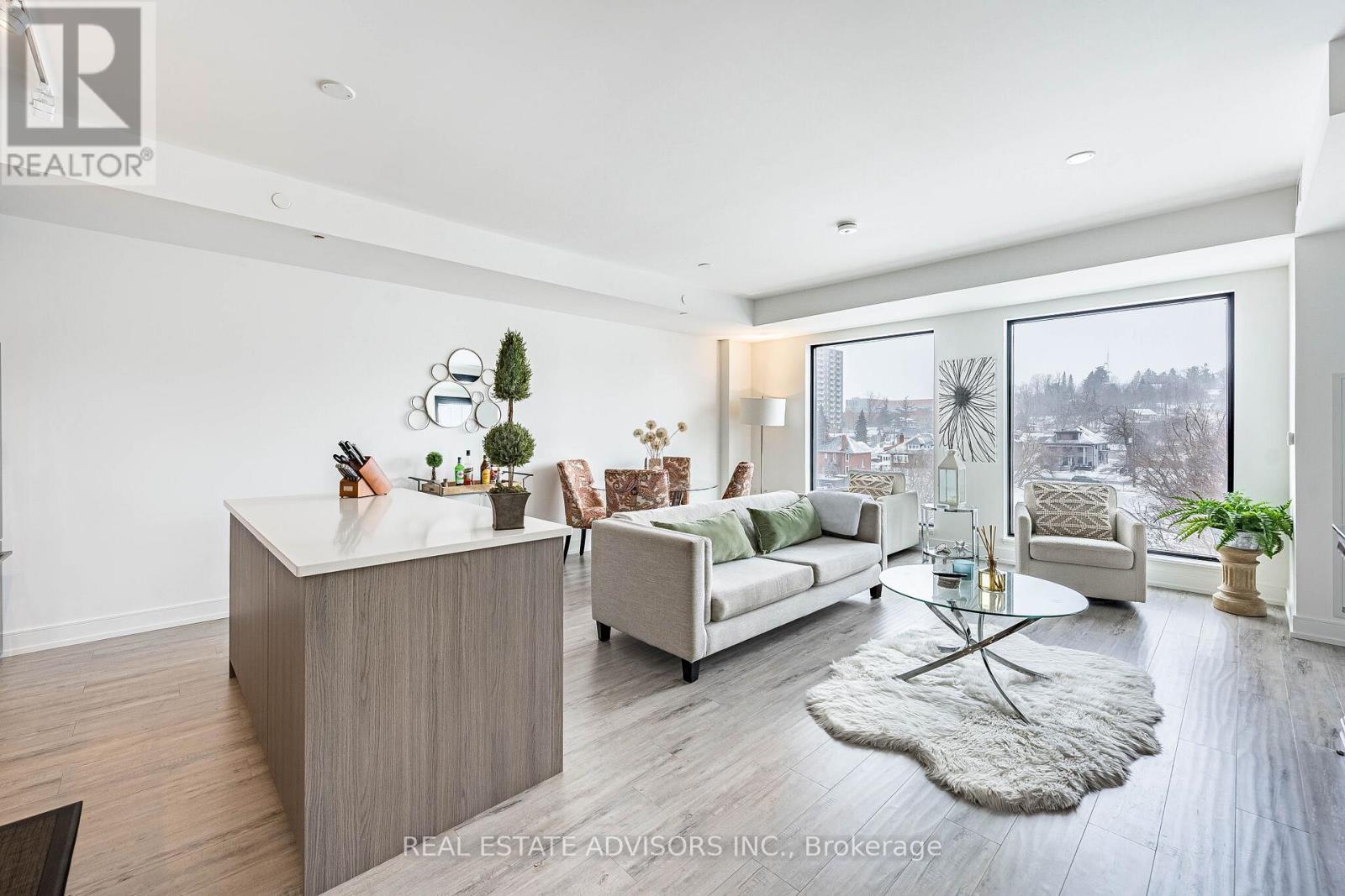 716 - 185 Dunlop Street E, Barrie (Lakeshore), Ontario L4M 1B2 - Photo 6 - S12902462