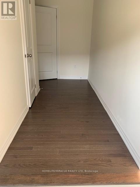 72 Coolhurst Avenue, Brampton, Ontario  L7A 5L9 - Photo 8 - W12899116