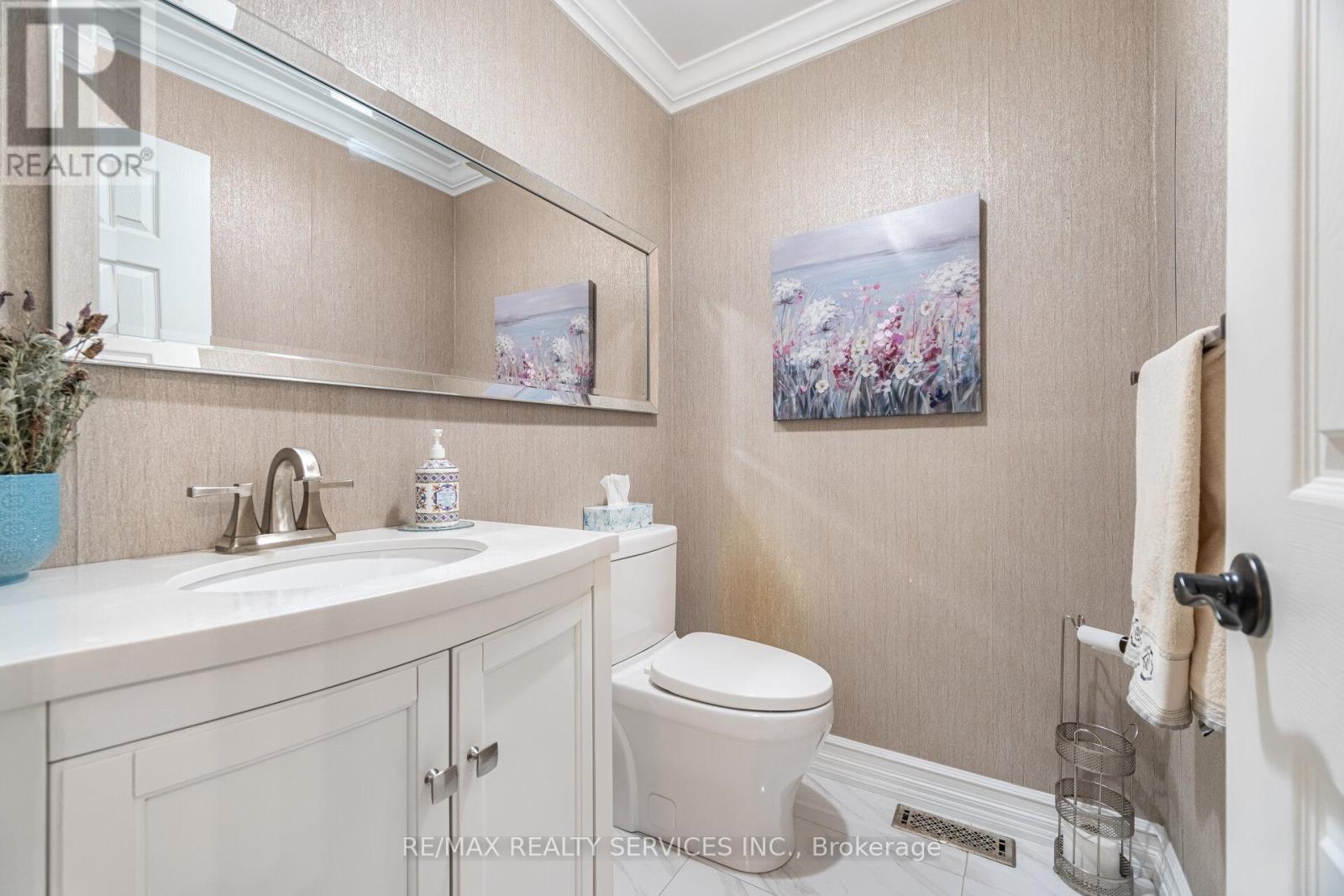 13 Emily Carr Crescent, Caledon, Ontario  L7E 2L1 - Photo 17 - W12899140