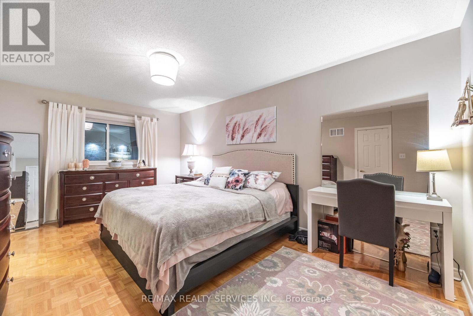 13 Emily Carr Crescent, Caledon, Ontario  L7E 2L1 - Photo 21 - W12899140