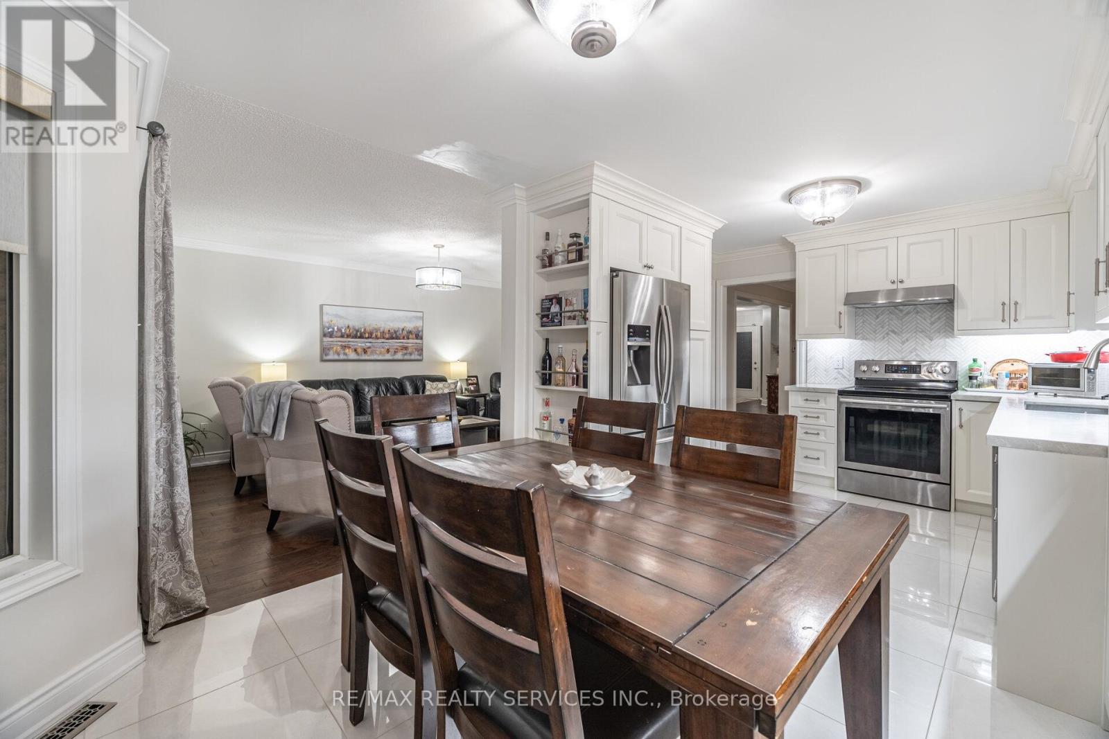 13 Emily Carr Crescent, Caledon, Ontario  L7E 2L1 - Photo 13 - W12899140