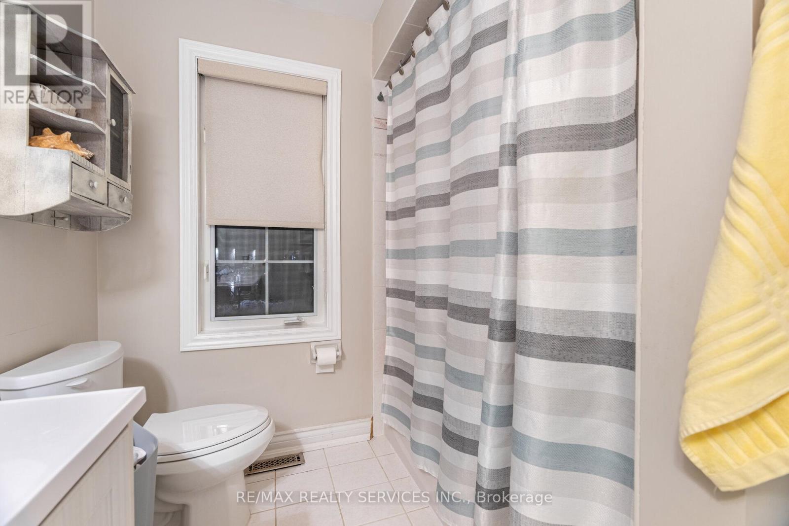 13 Emily Carr Crescent, Caledon, Ontario  L7E 2L1 - Photo 36 - W12899140