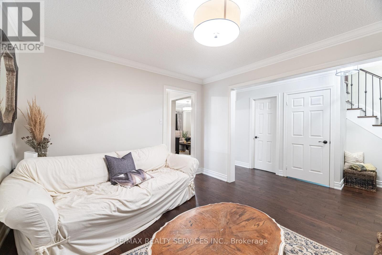 13 Emily Carr Crescent, Caledon, Ontario  L7E 2L1 - Photo 7 - W12899140