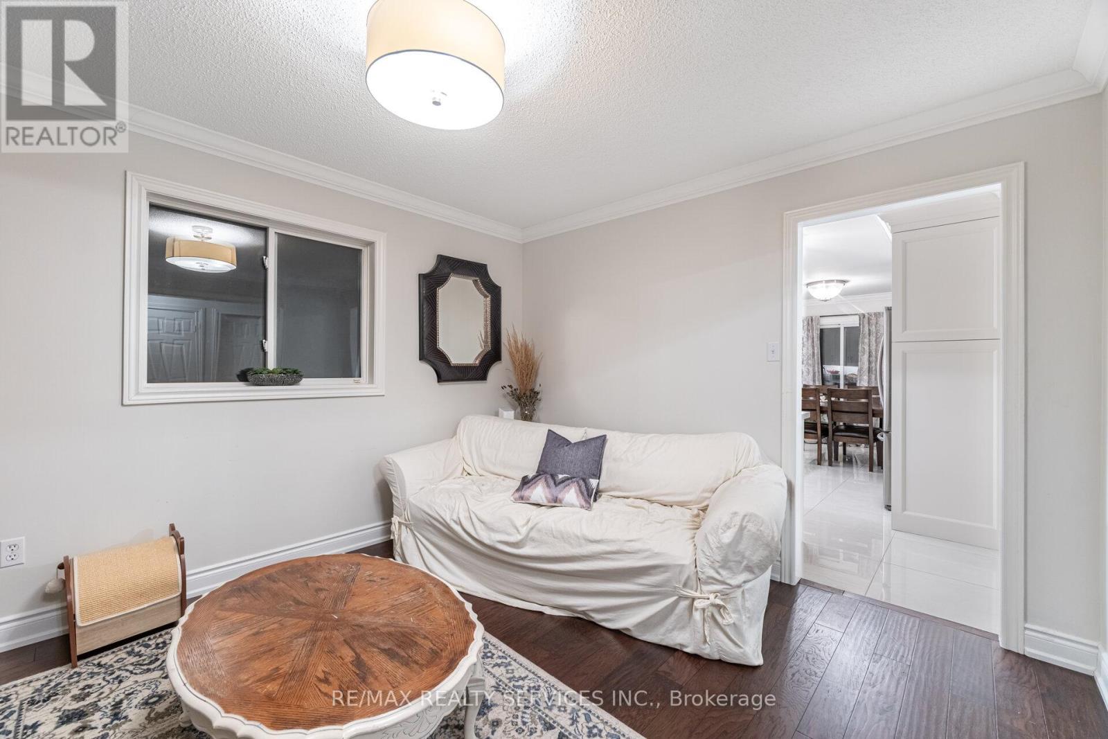 13 Emily Carr Crescent, Caledon, Ontario  L7E 2L1 - Photo 6 - W12899140