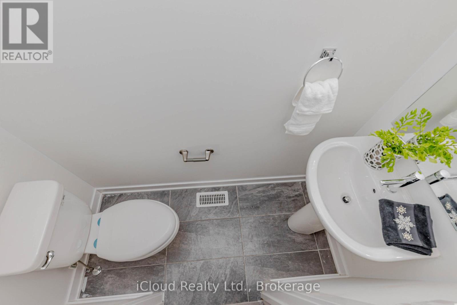 69 - 3189 Bastedo Common, Burlington, Ontario  L7M 0H4 - Photo 24 - W12899150