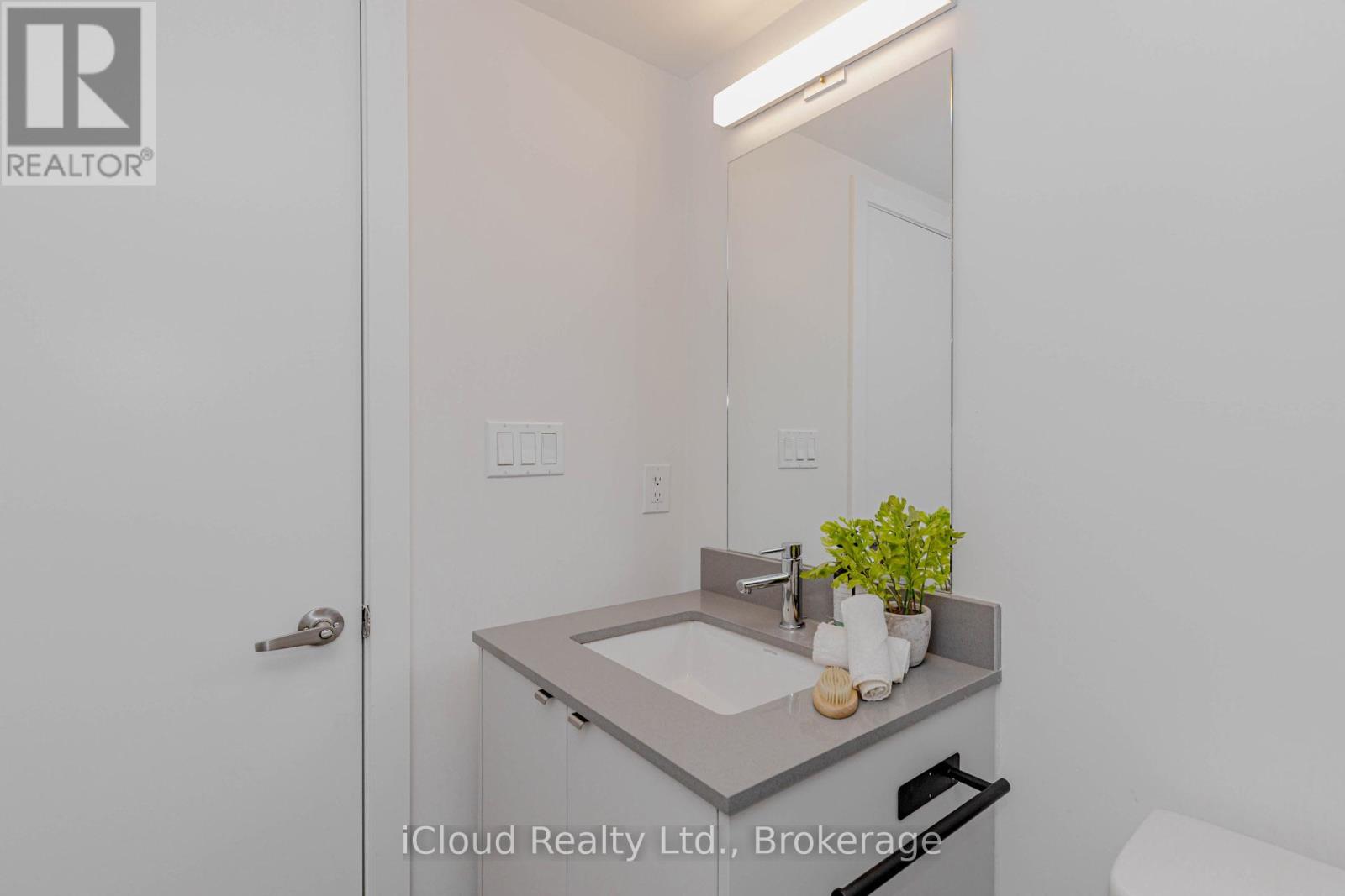 69 - 3189 Bastedo Common, Burlington, Ontario  L7M 0H4 - Photo 32 - W12899150