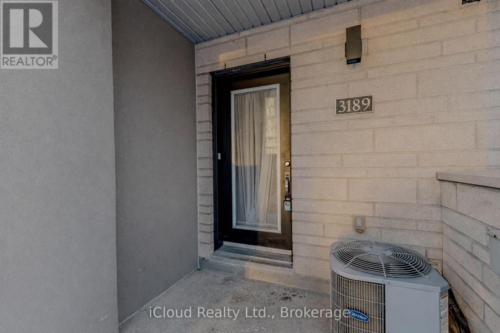 69 - 3189 Bastedo Common, Burlington, Ontario  L7M 0H4 - Photo 5 - W12899150