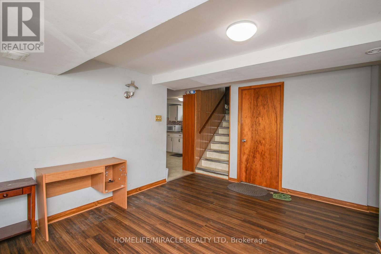 1171 Oxford Street E, London East, Ontario  N5Y 3L7 - Photo 29 - X12899076