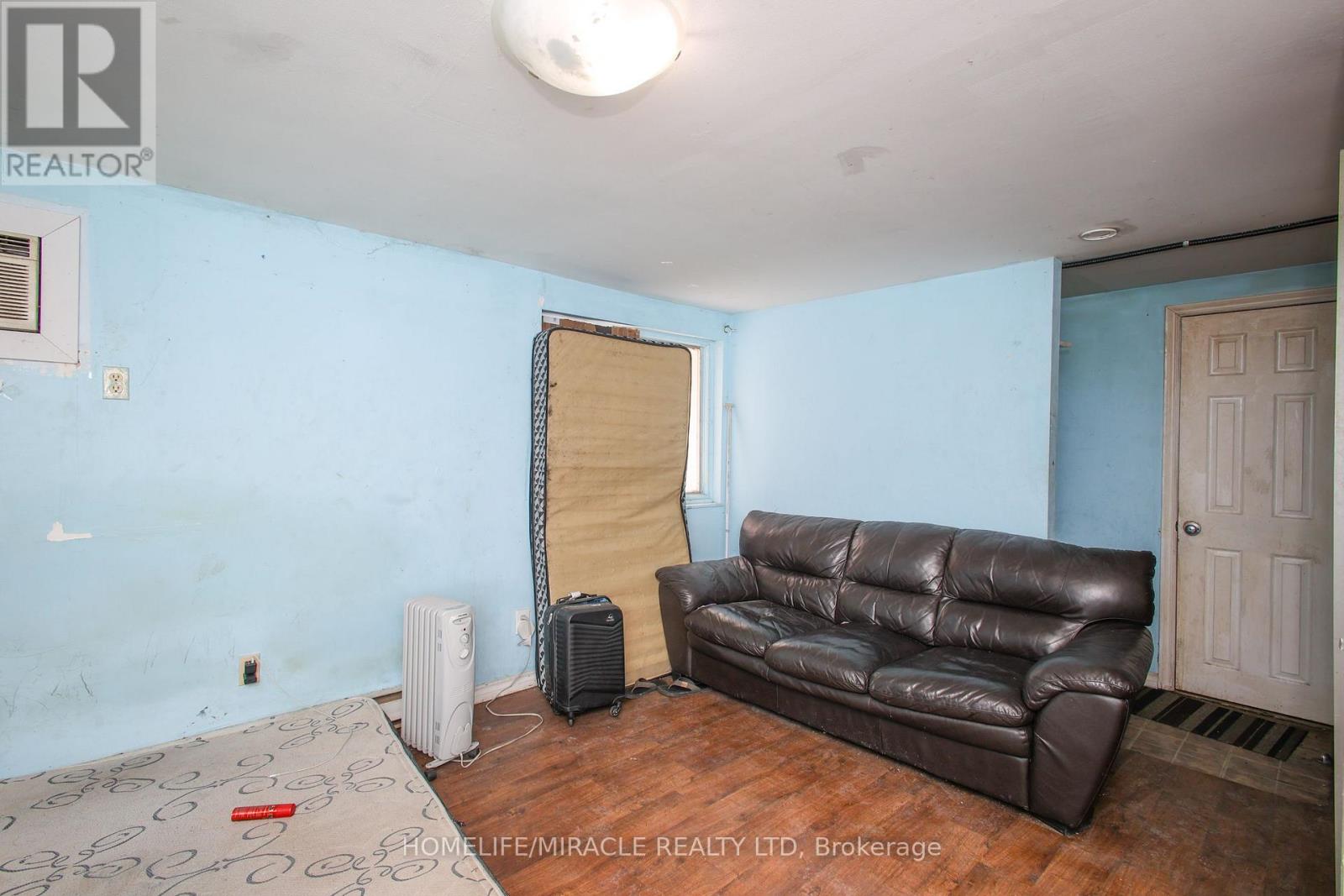 1171 Oxford Street E, London East, Ontario  N5Y 3L7 - Photo 42 - X12899076