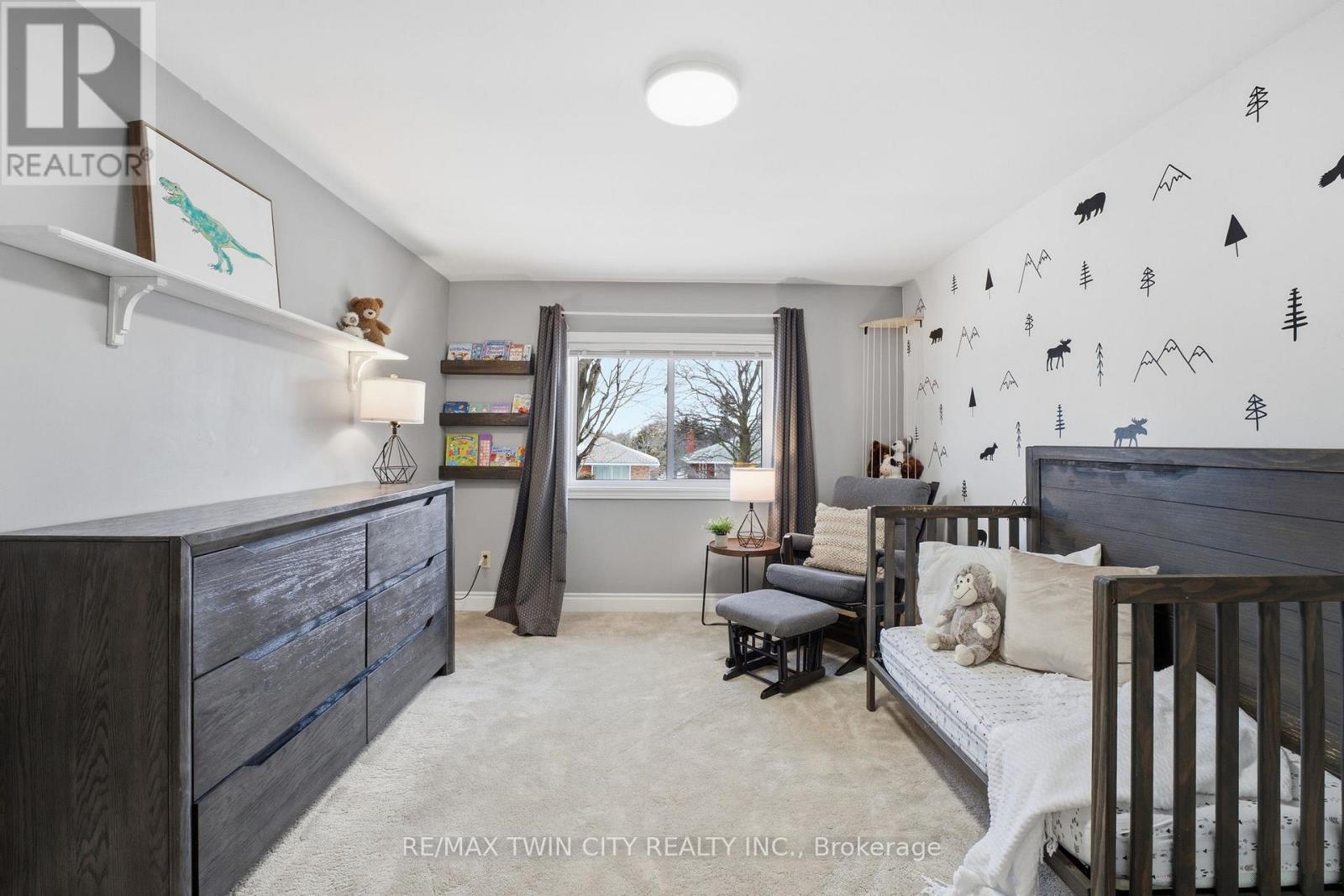 235 Elliott Street, Cambridge, Ontario  N1R 2L2 - Photo 22 - X12899130