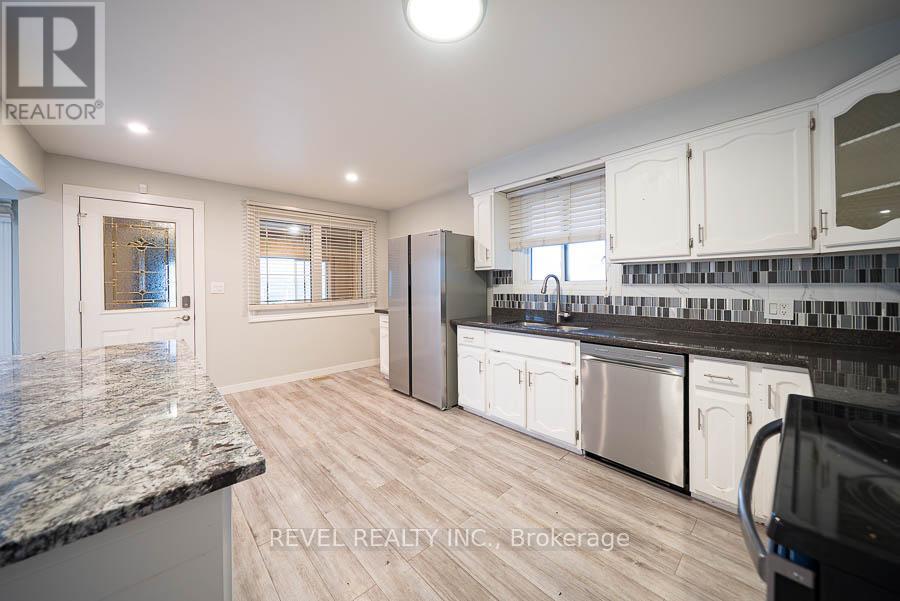 45 Buckingham Street, Brantford, Ontario  N3R 3B2 - Photo 8 - X12899168