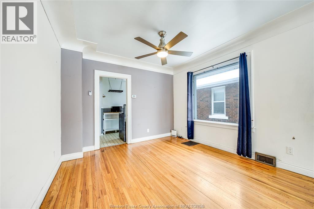 3245 Baby Street, Windsor, Ontario  N9C 1K7 - Photo 12 - 26005759
