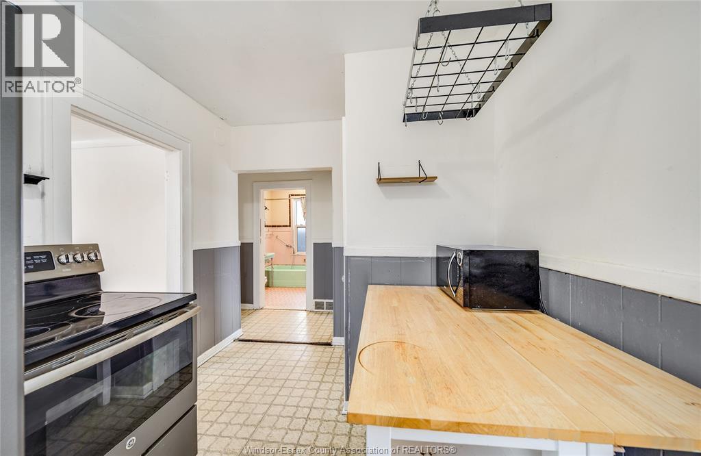 3245 Baby Street, Windsor, Ontario  N9C 1K7 - Photo 14 - 26005759