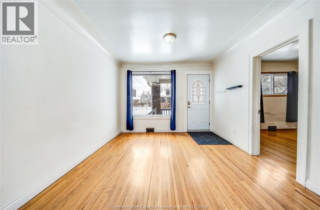 3245 Baby Street, Windsor, Ontario  N9C 1K7 - Photo 7 - 26005759