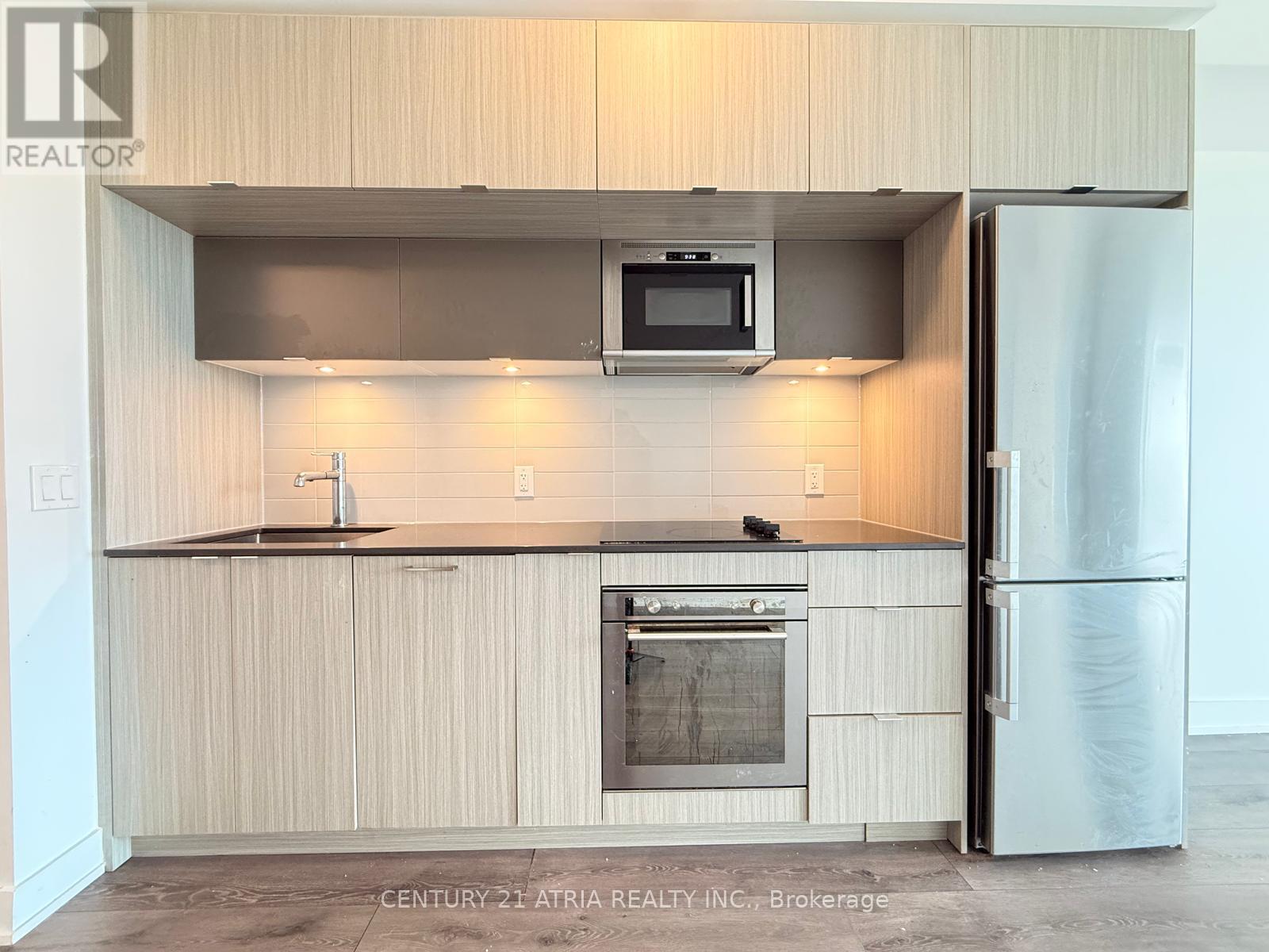 3221 - 585 BLOOR STREET E, Toronto, Ontario