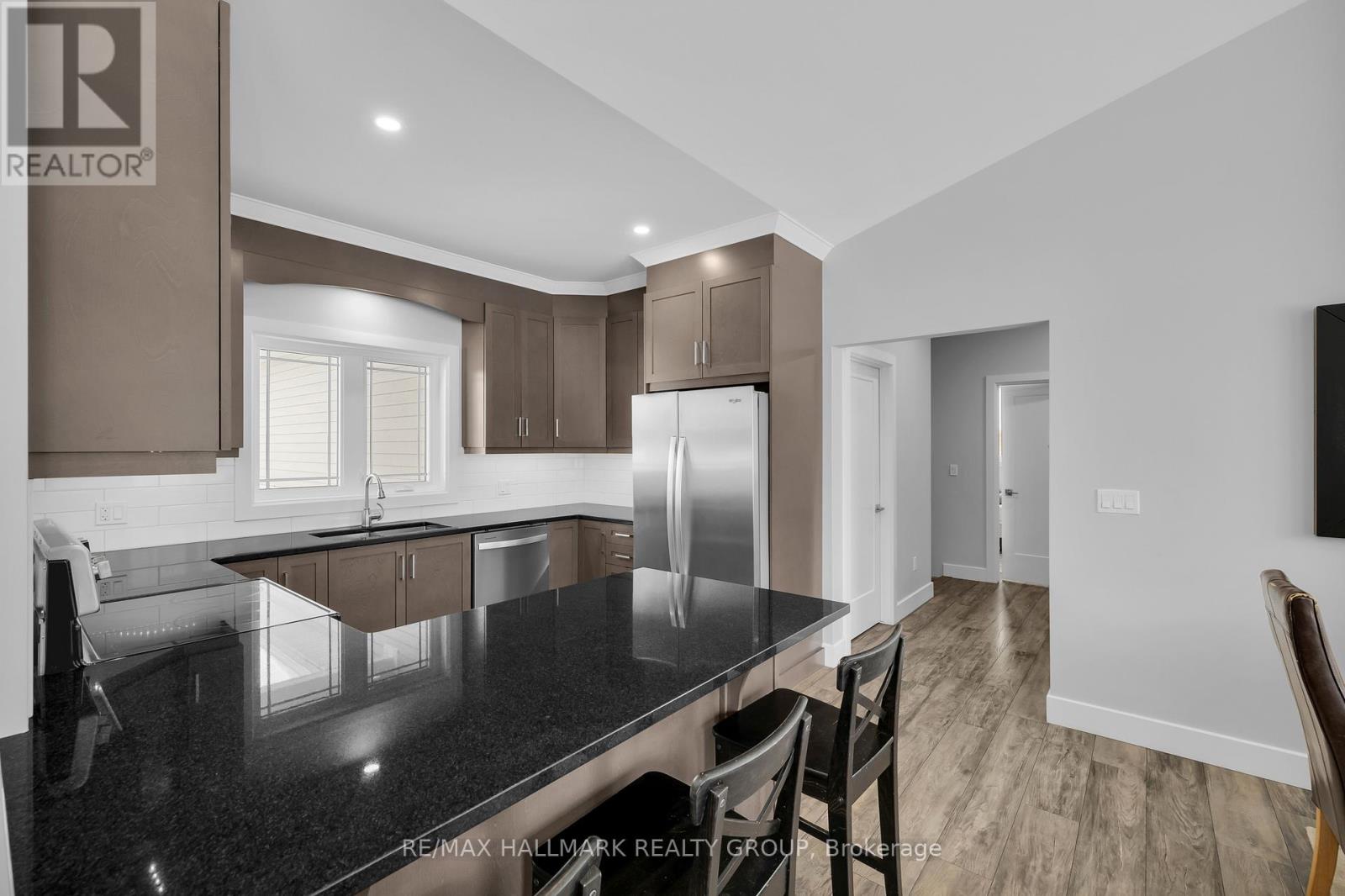 1077 Shearer Drive, Brockville, Ontario  K6V 7K1 - Photo 15 - X12758496