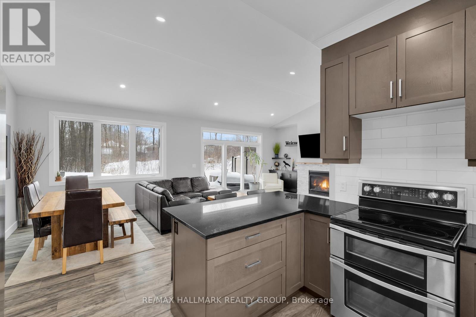 1077 Shearer Drive, Brockville, Ontario  K6V 7K1 - Photo 20 - X12758496