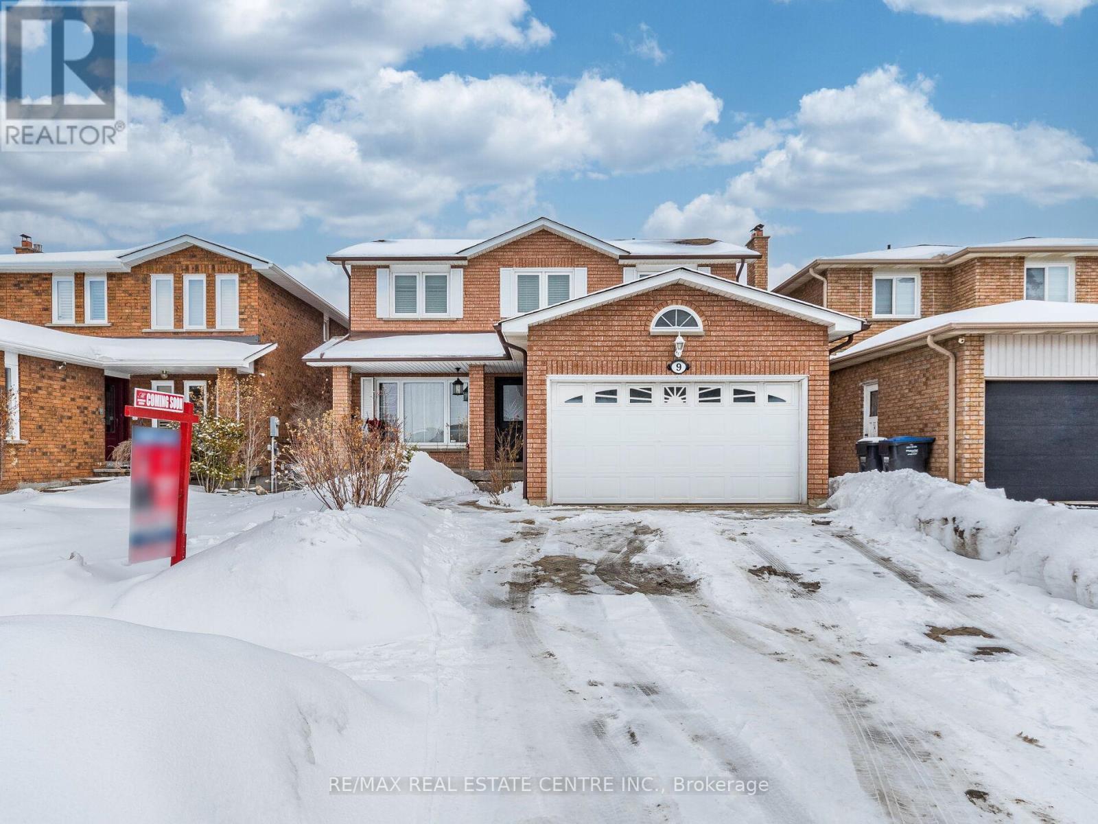 9 TURTLECREEK BOULEVARD, Brampton, Ontario
