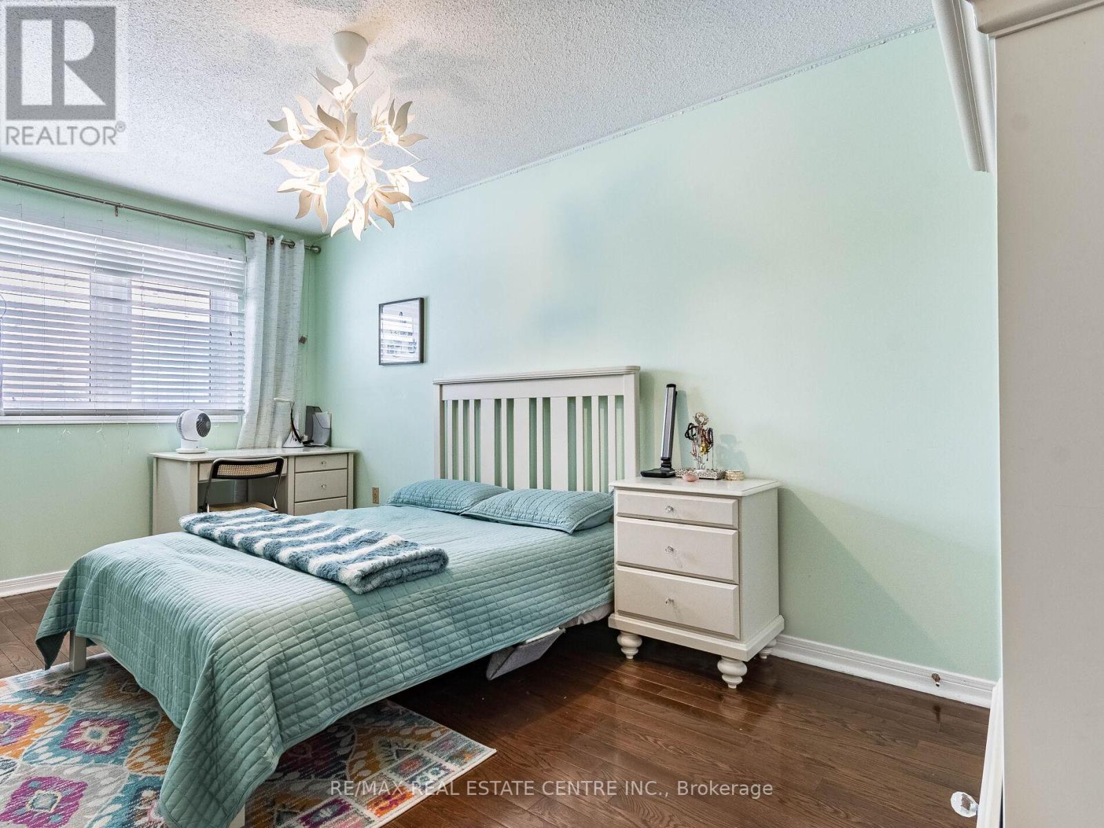 9 Turtlecreek Boulevard, Brampton, Ontario  L6W 3Y4 - Photo 28 - W12902388