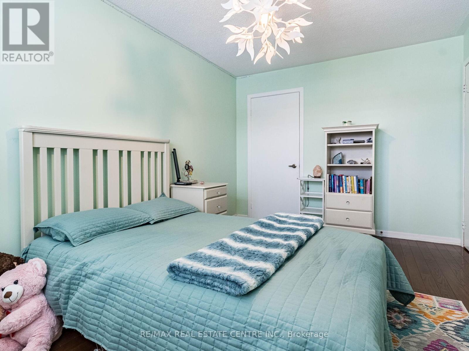 9 Turtlecreek Boulevard, Brampton, Ontario  L6W 3Y4 - Photo 29 - W12902388