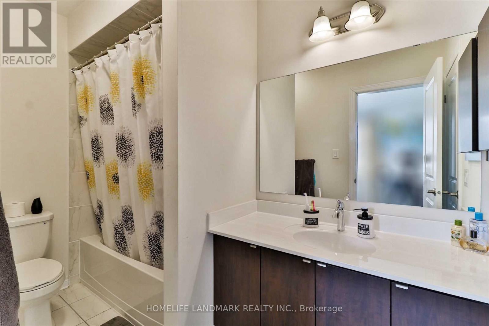 3270 Mintwood Circle, Oakville, Ontario  L6H 0N7 - Photo 13 - W12902460