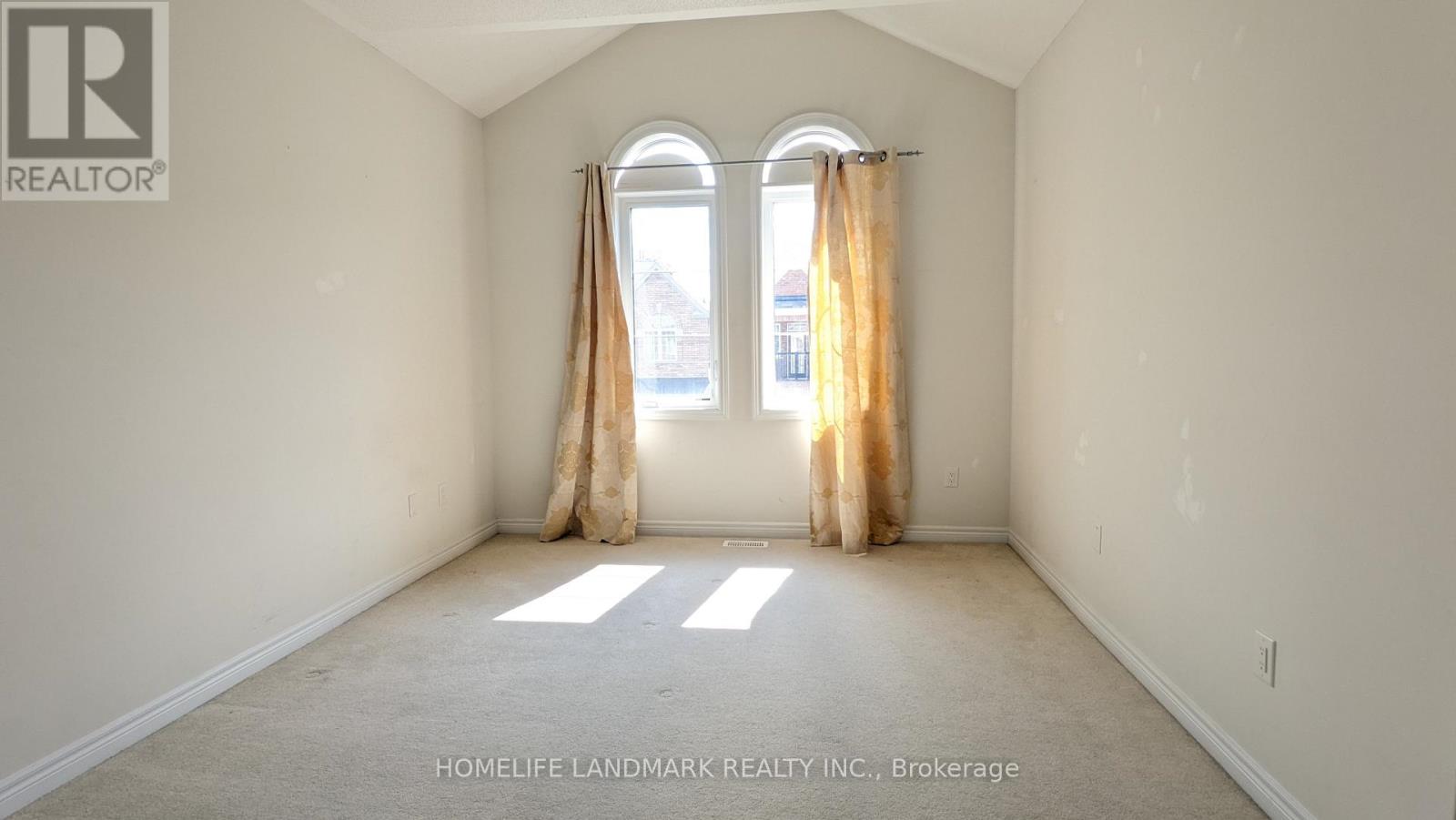 3270 Mintwood Circle, Oakville, Ontario  L6H 0N7 - Photo 14 - W12902460