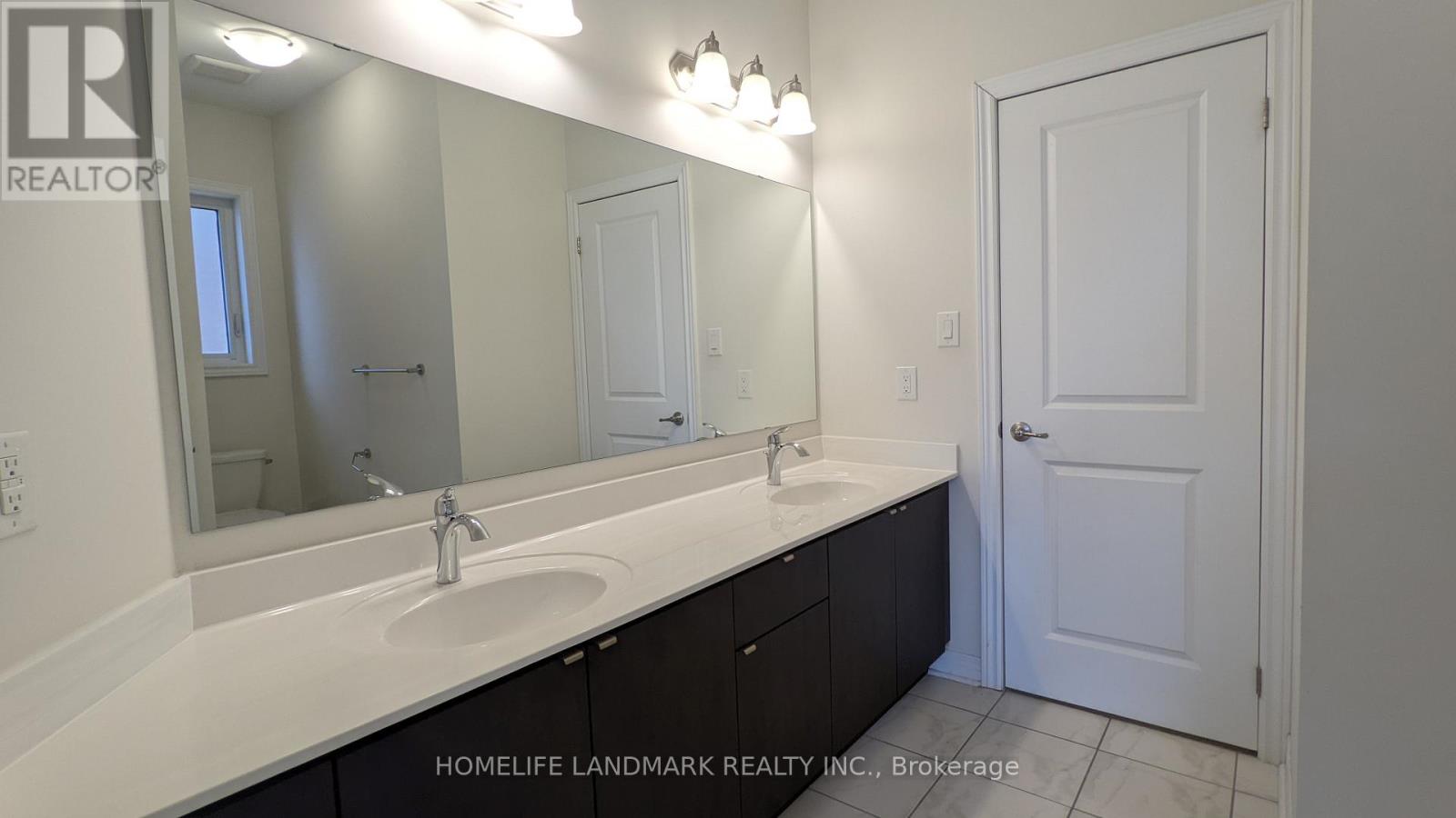 3270 Mintwood Circle, Oakville, Ontario  L6H 0N7 - Photo 16 - W12902460