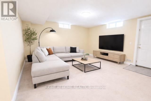 Lower - 3209 Erin Centre Boulevard, Mississauga, Ontario  L5M 7T9 - Photo 2 - W12902478