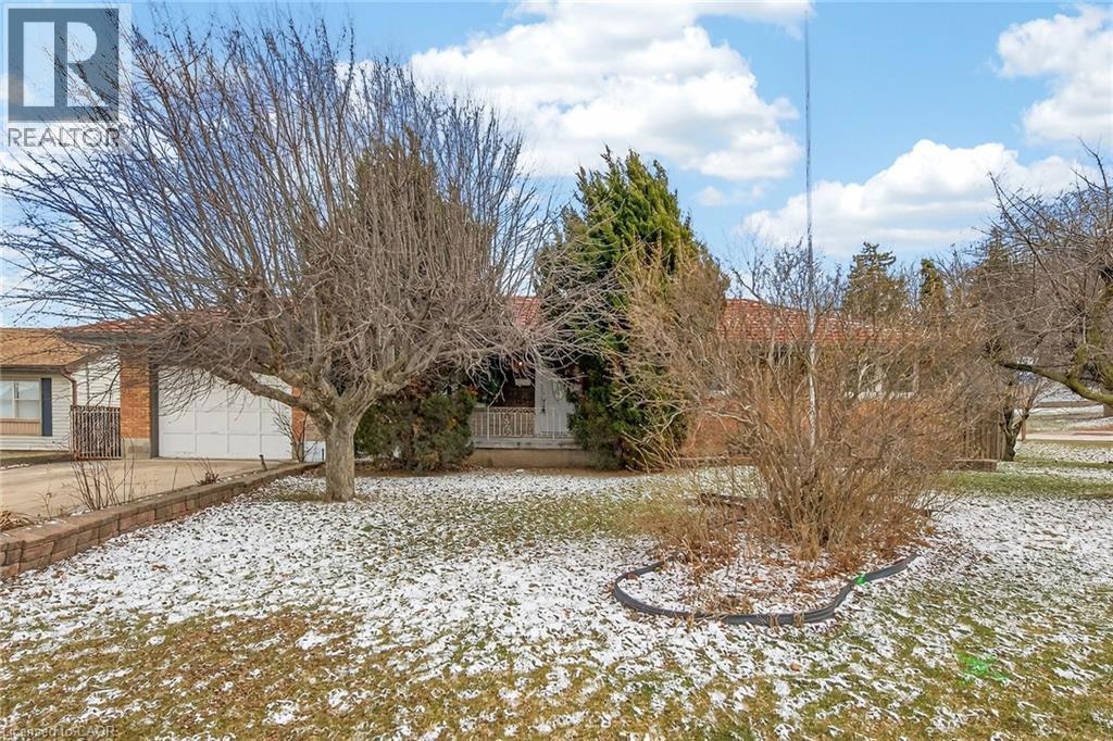 82 Millen Road Unit# 1, Stoney Creek, Ontario  L8G 3G2 - Photo 3 - 40813462