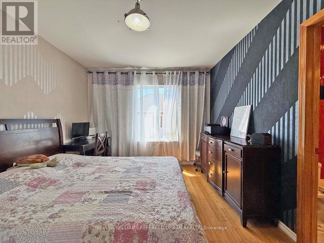 6 Elmhurst Drive, Toronto, Ontario  M9W 2J3 - Photo 17 - W12758834