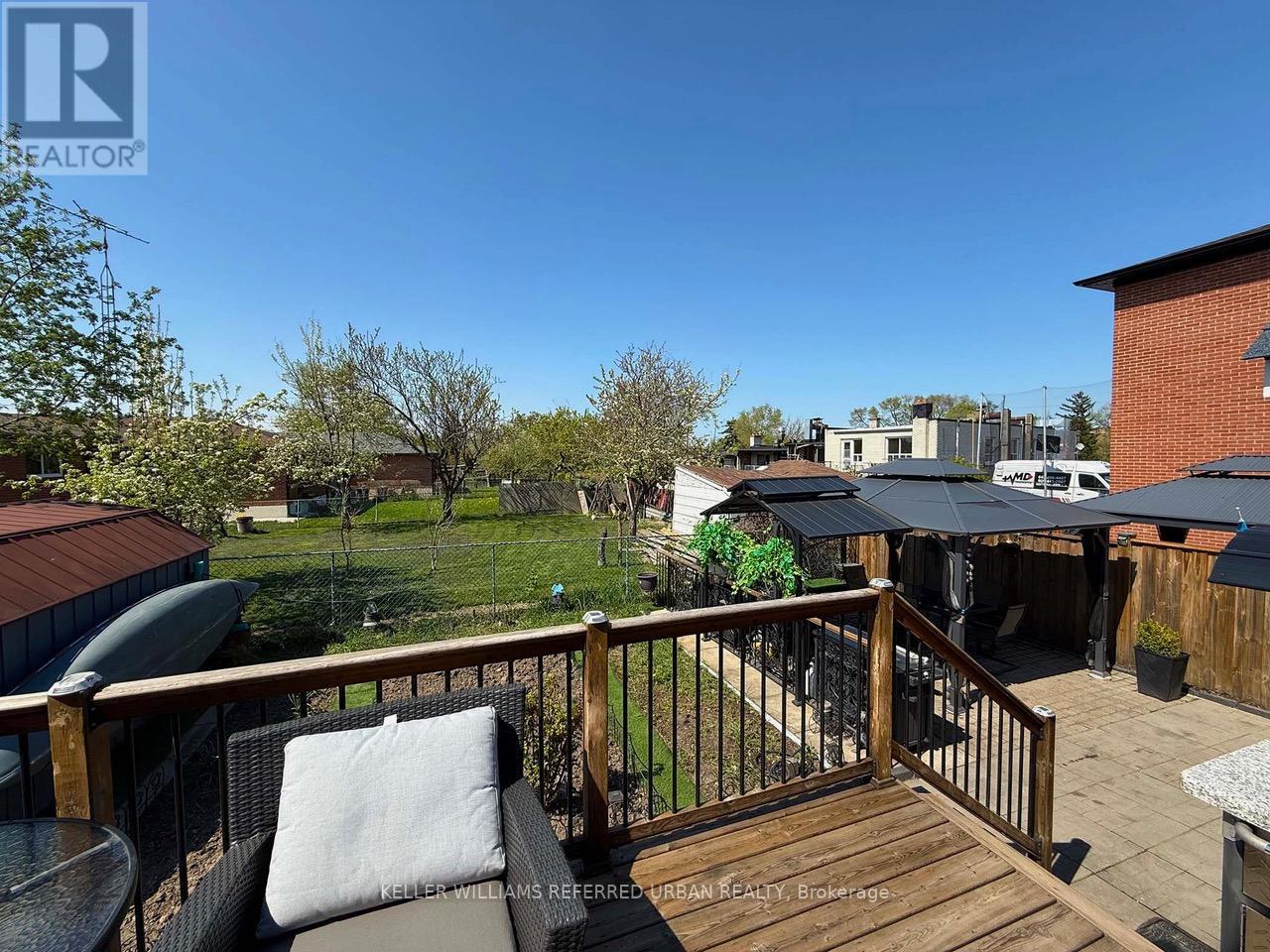 6 Elmhurst Drive, Toronto, Ontario  M9W 2J3 - Photo 34 - W12758834