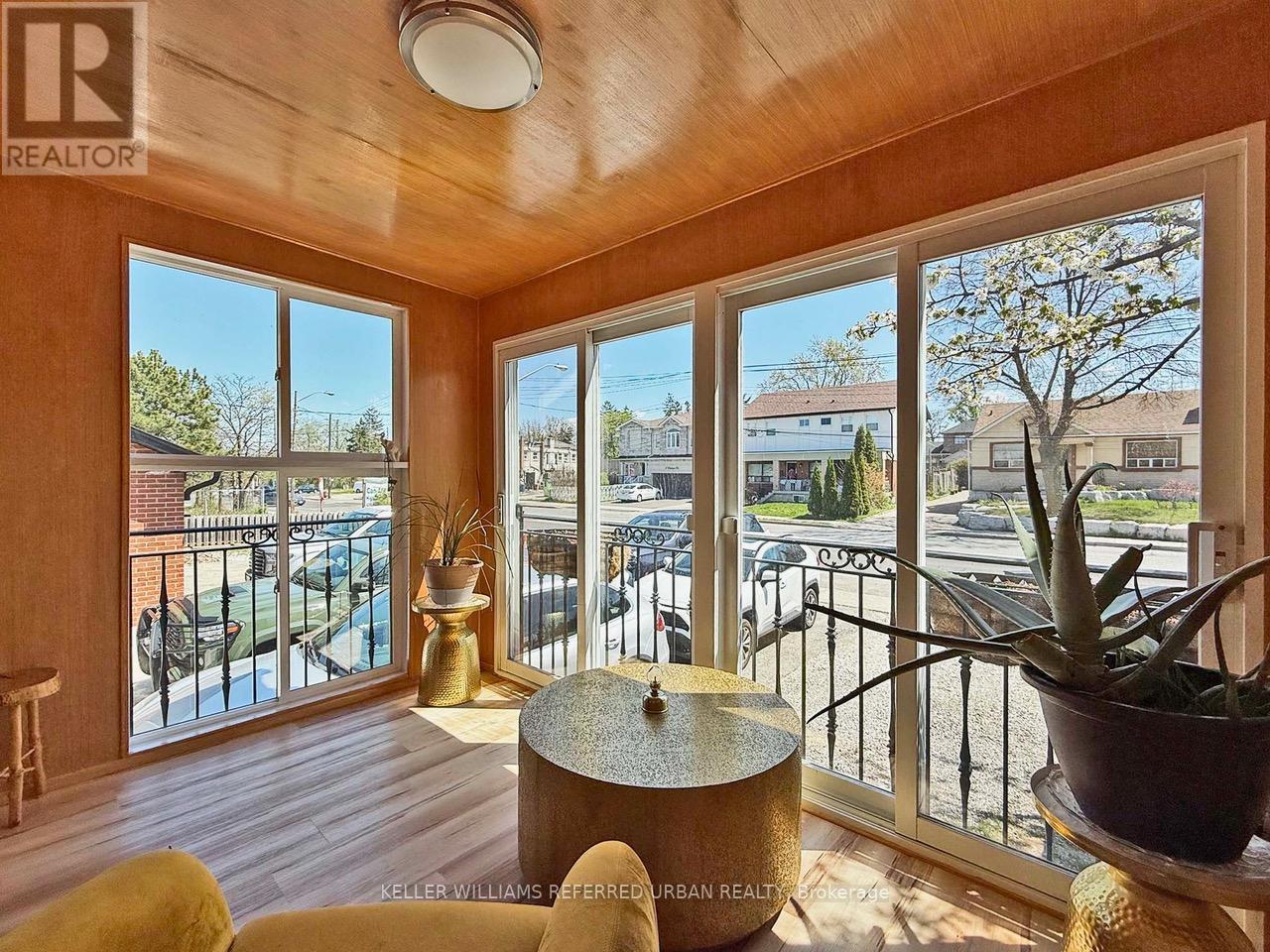 6 Elmhurst Drive, Toronto, Ontario  M9W 2J3 - Photo 19 - W12758834