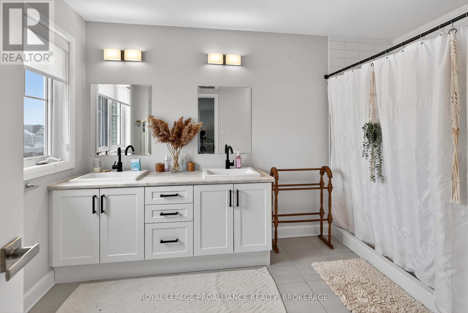 680 Halloway Drive, Kingston, Ontario  K7K 0H4 - Photo 31 - X12902380