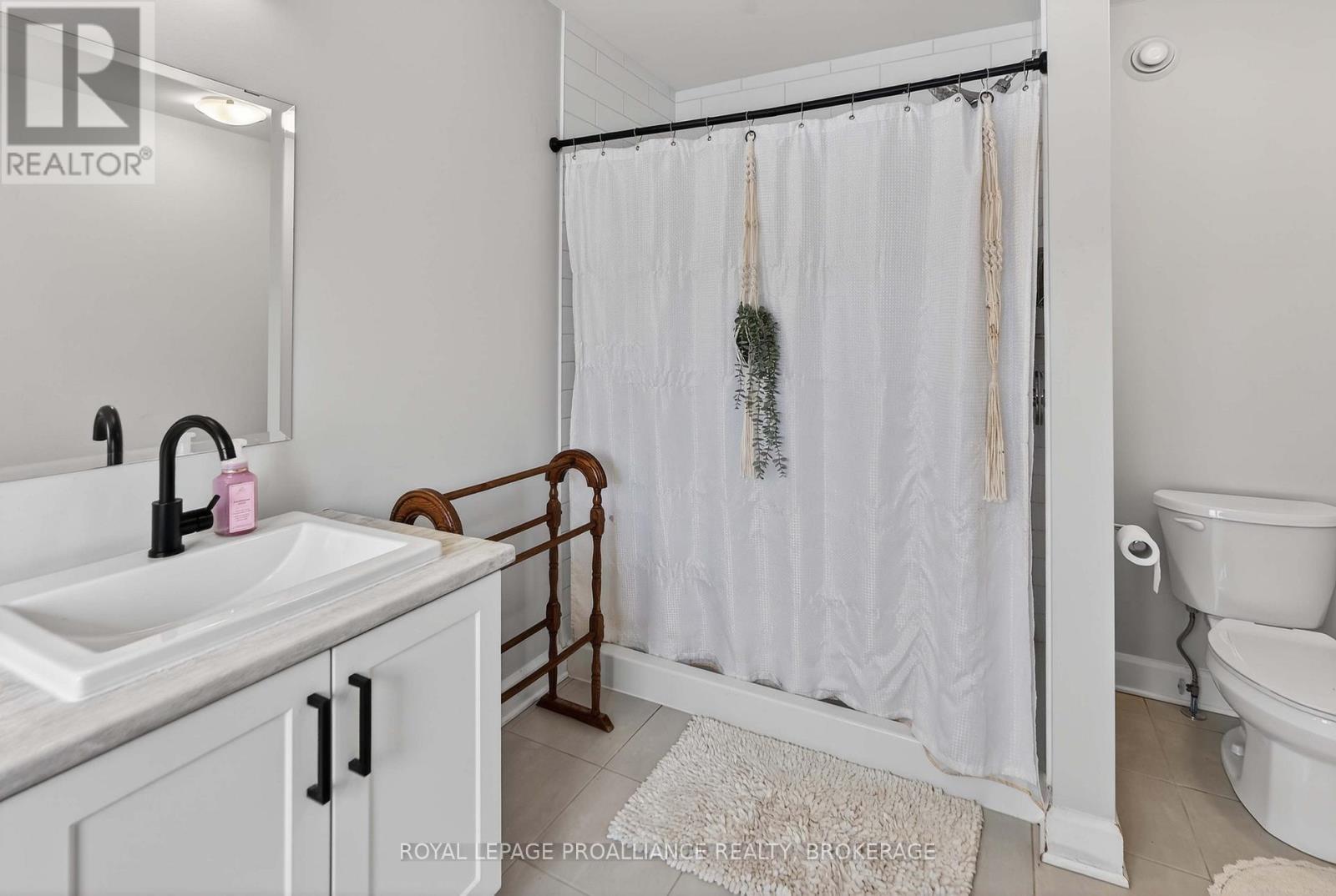 680 Halloway Drive, Kingston, Ontario  K7K 0H4 - Photo 32 - X12902380