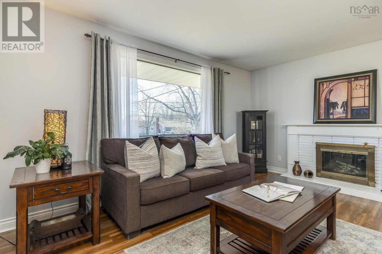 56 Ellenvale Avenue, Dartmouth, Nova Scotia  B2W 2W5 - Photo 5 - 202604998