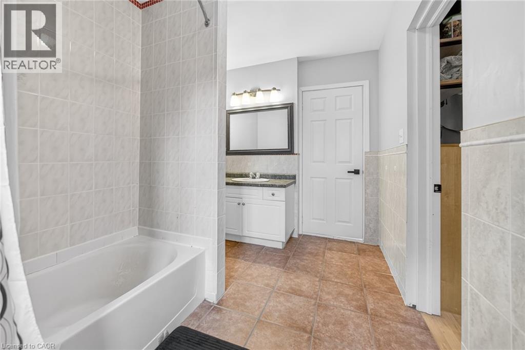 29 Quaker Road, Welland, Ontario  L3C 3G3 - Photo 32 - 40813659